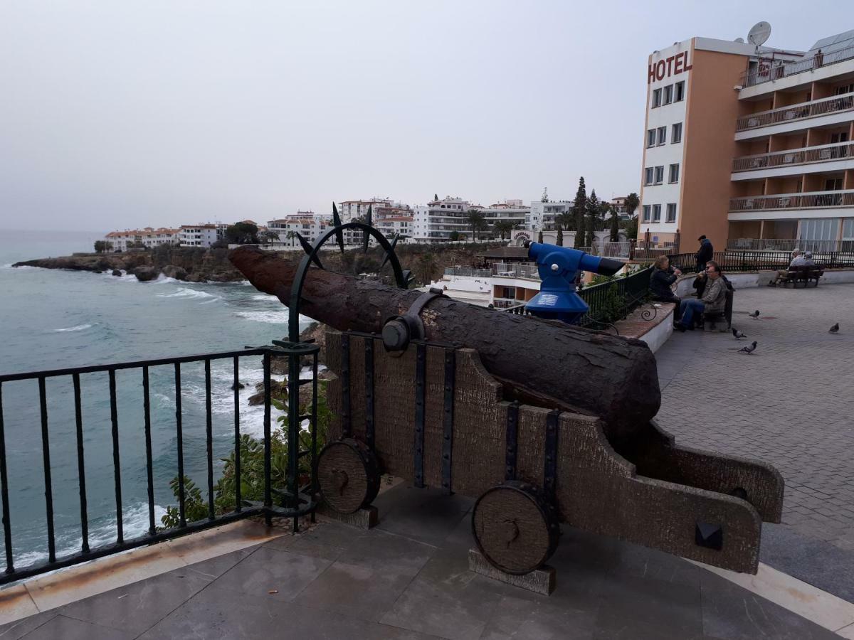 Calle Antonio Millón Nerja Esterno foto